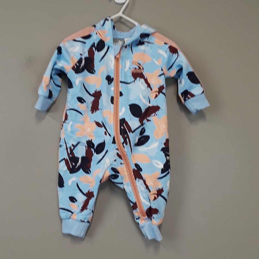 Puma Baby‎ Zip Front Hooded Onesie 0-3 mo